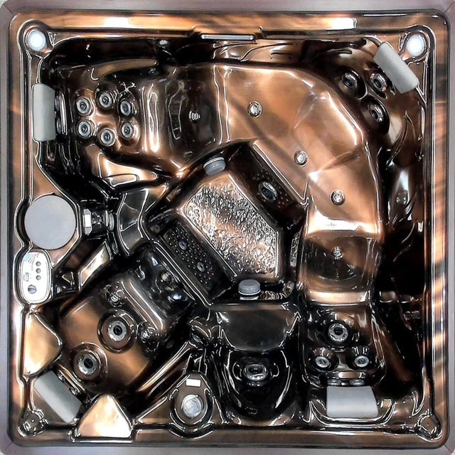 MV Saltwater Hot Tub – Small