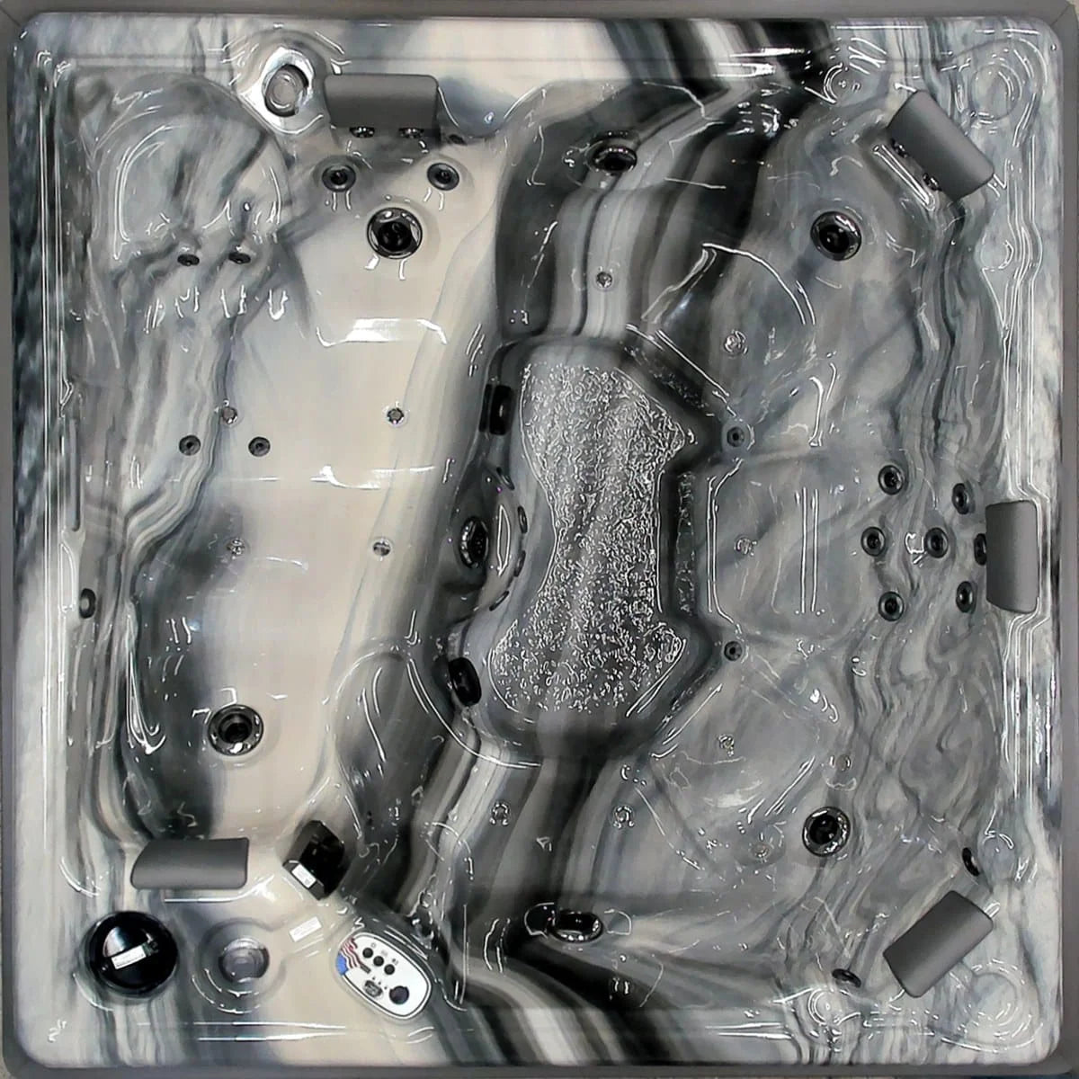 Vitality Saltwater Hot Tub – Large