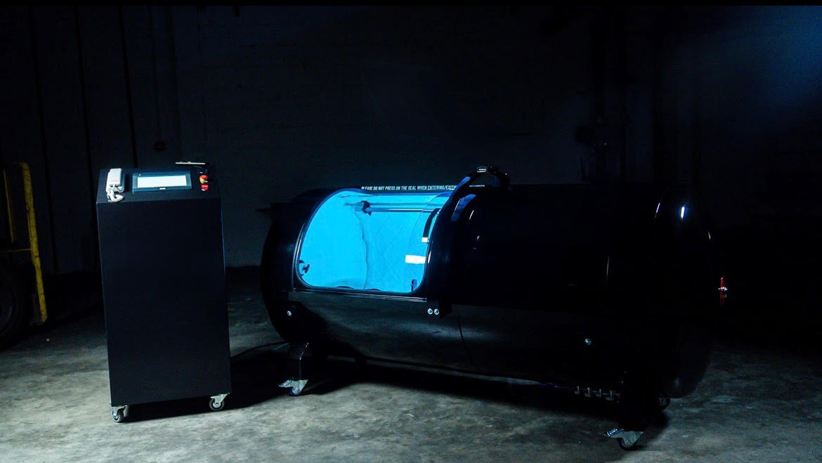 MV Hard-Shell Hyperbaric Oxygen Chamber