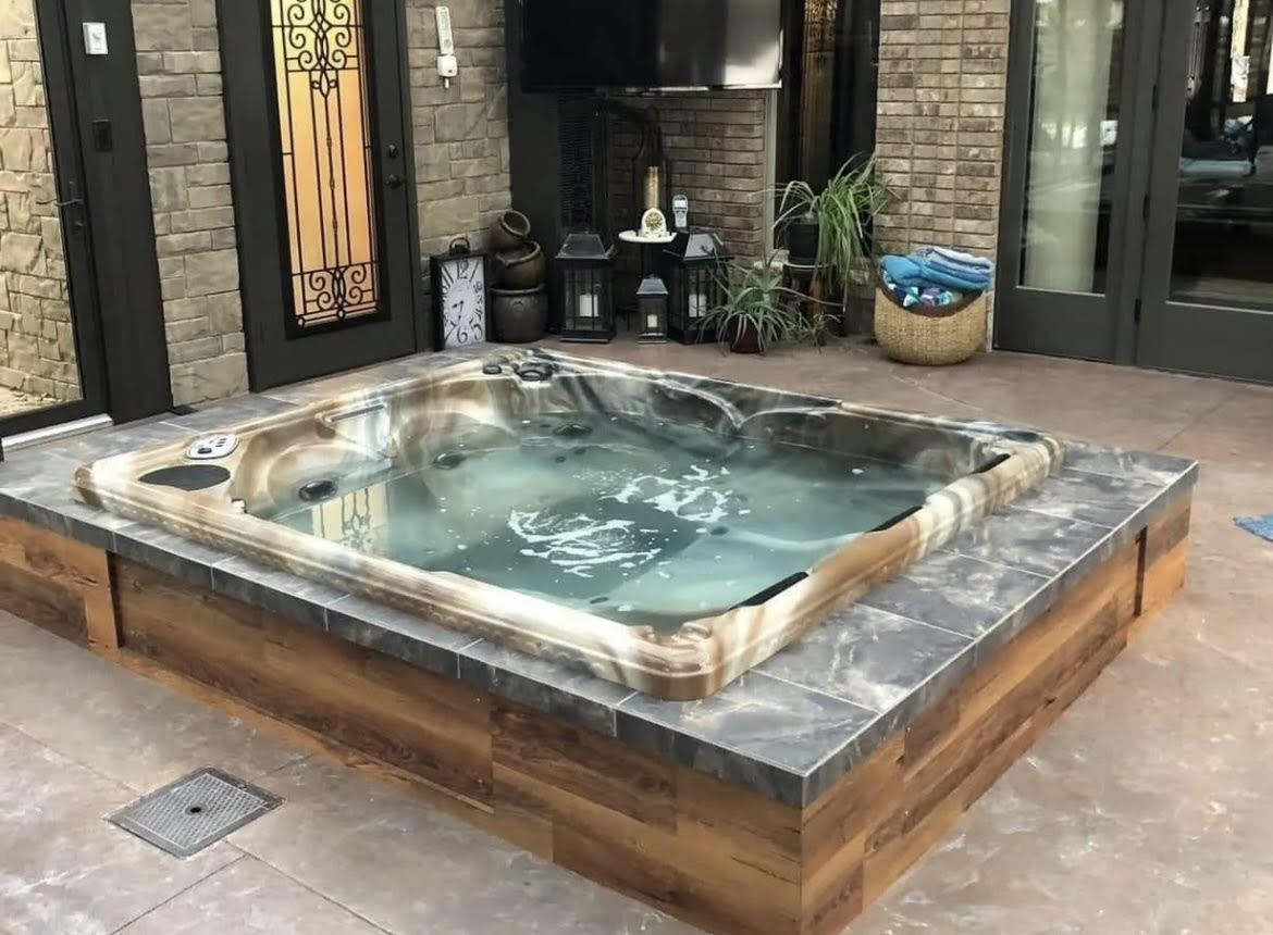 Vitality Saltwater Hot Tub – Medium