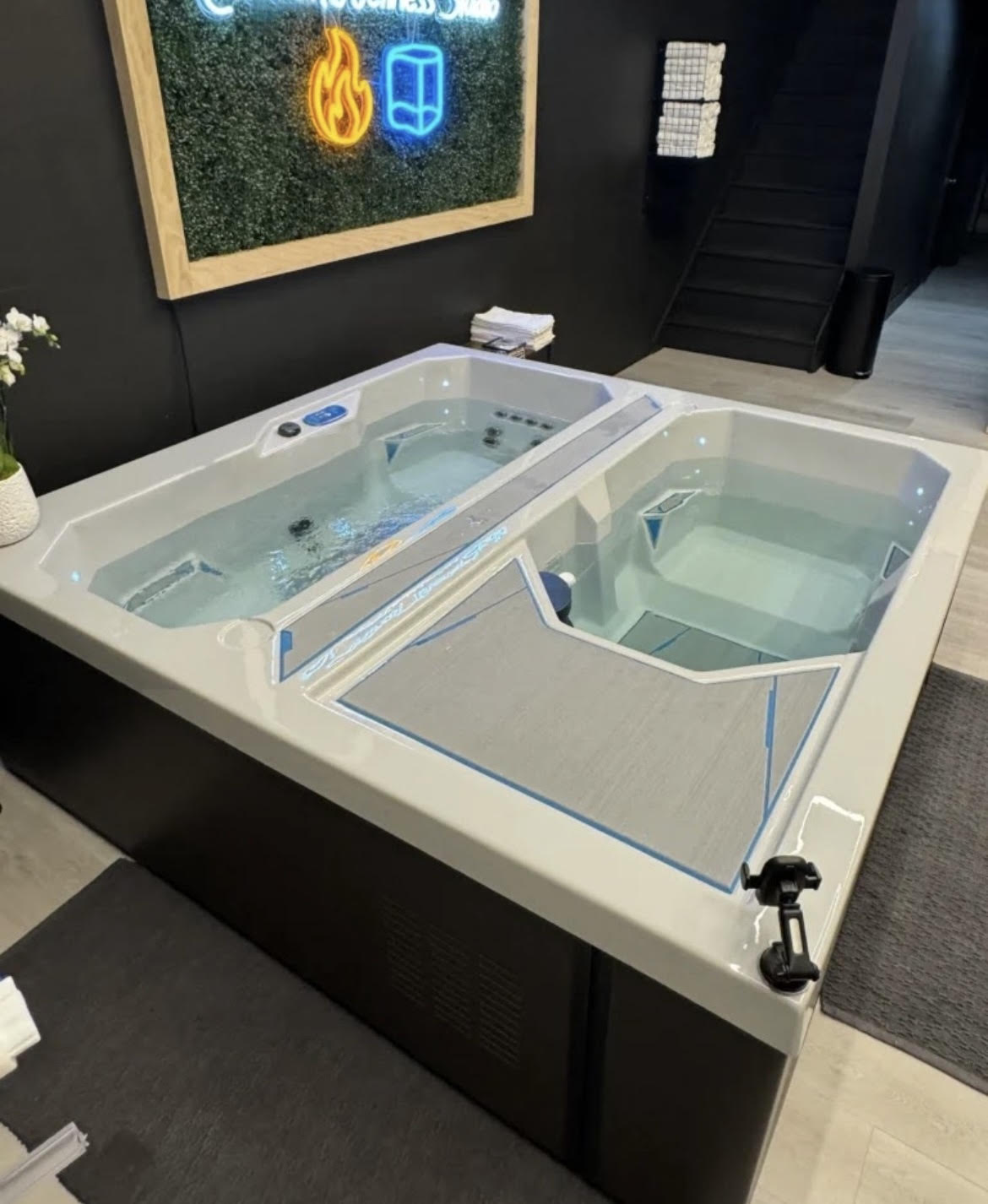 MV Contrast Therapy Tub