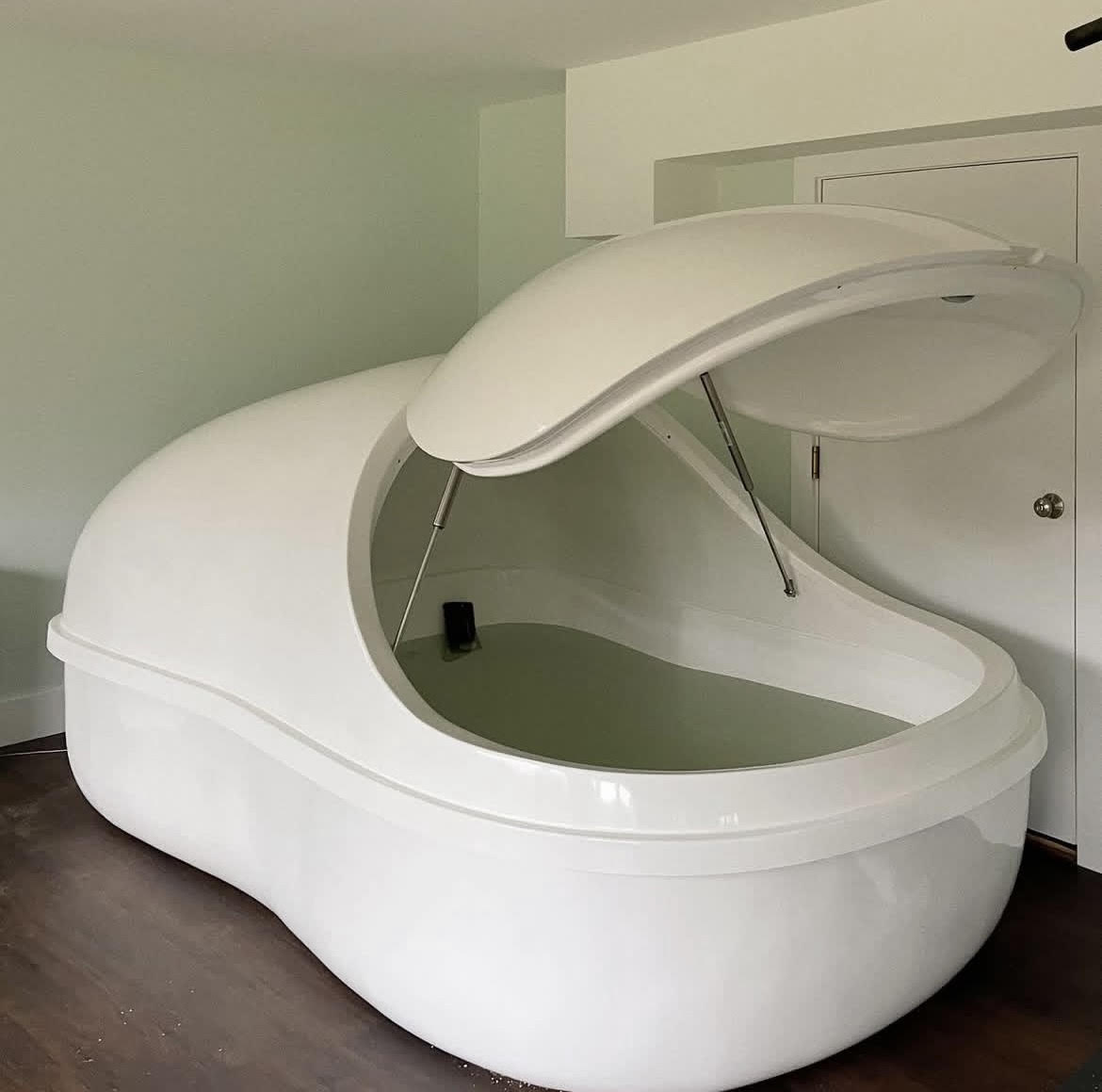 Certified Refurbished Midsize Commercial Vitality Pod